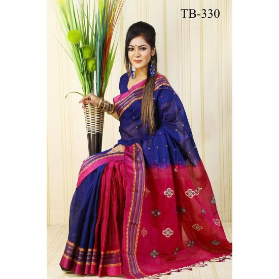Fashionable Saree with blouse pcs