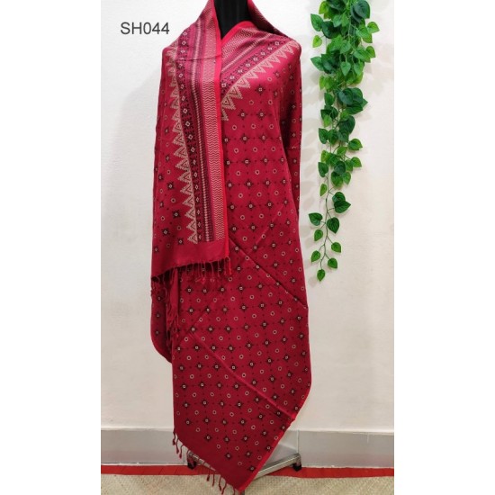 Fashionable Aarong Viscose Screen Print shawl
