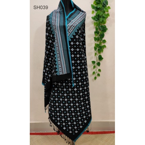 Fashionable Aarong Viscose Screen Print shawl