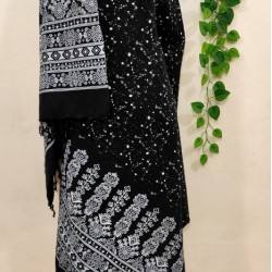 Fashionable Aarong Viscose Screen Print shawl