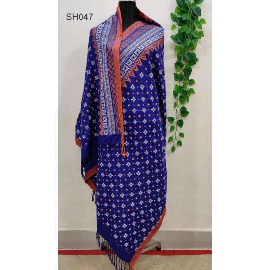 Fashionable Aarong Viscose Screen Print shawl