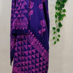 Fashionable Aarong Batik shawl