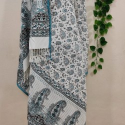 Fashionable Aarong Viscose Screen Print shawl