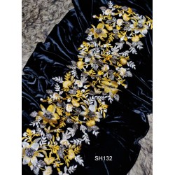 Fashionable Velvet Shawl