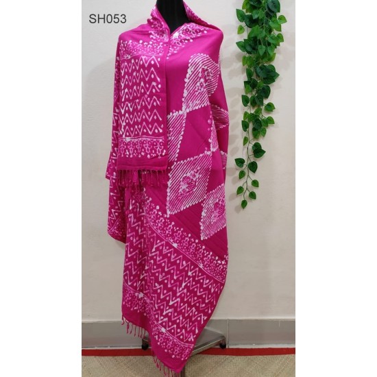 Fashionable Aarong Batik shawl