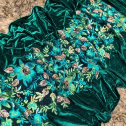 Fashionable Velvet Shawl