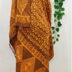Fashionable Aarong Batik shawl