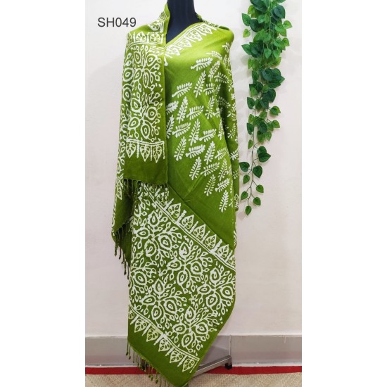 Fashionable Aarong Batik shawl