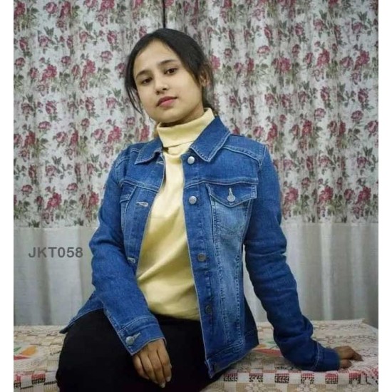 Fashionable Denim Jacket For Women