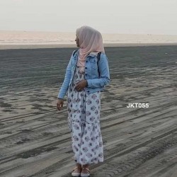 Fashionable Denim Jacket For Women