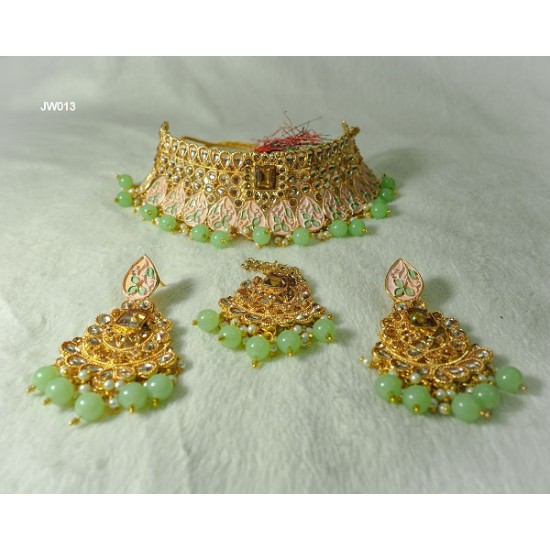 Exclusive choker nacklace set