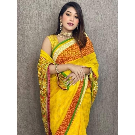 Falgun Special Screen Print Half Silk Saree