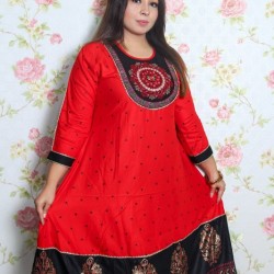 Stylish Lilen Gown For Women