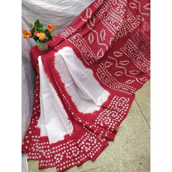 বাটিক শাড়ি 