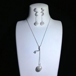 White Pearl in Silver Chain Necklace and Earrings
