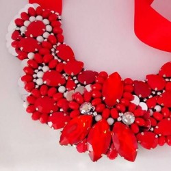 Red color Acrylic Rhinestone beads necklace.
